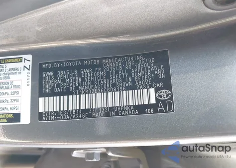 2006 Toyota Matrix Xr z USA, uszkodzony, nr VIN 2T1KR32E36C608196